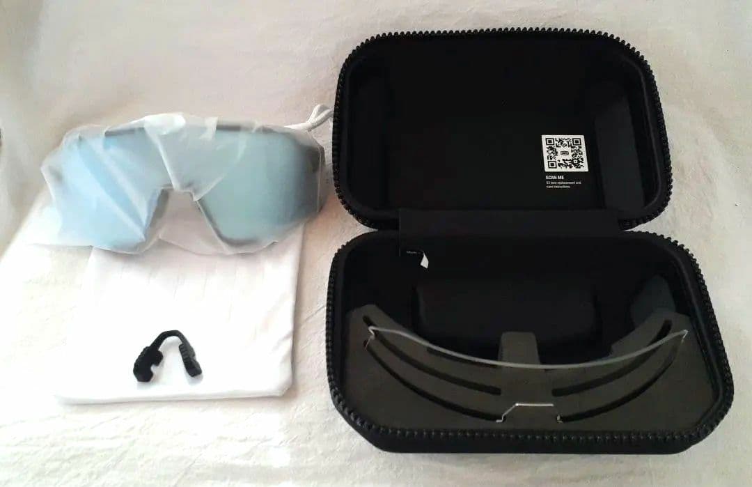 100% S3 ブラックホログラフィック ワンハンドレッド サングラス