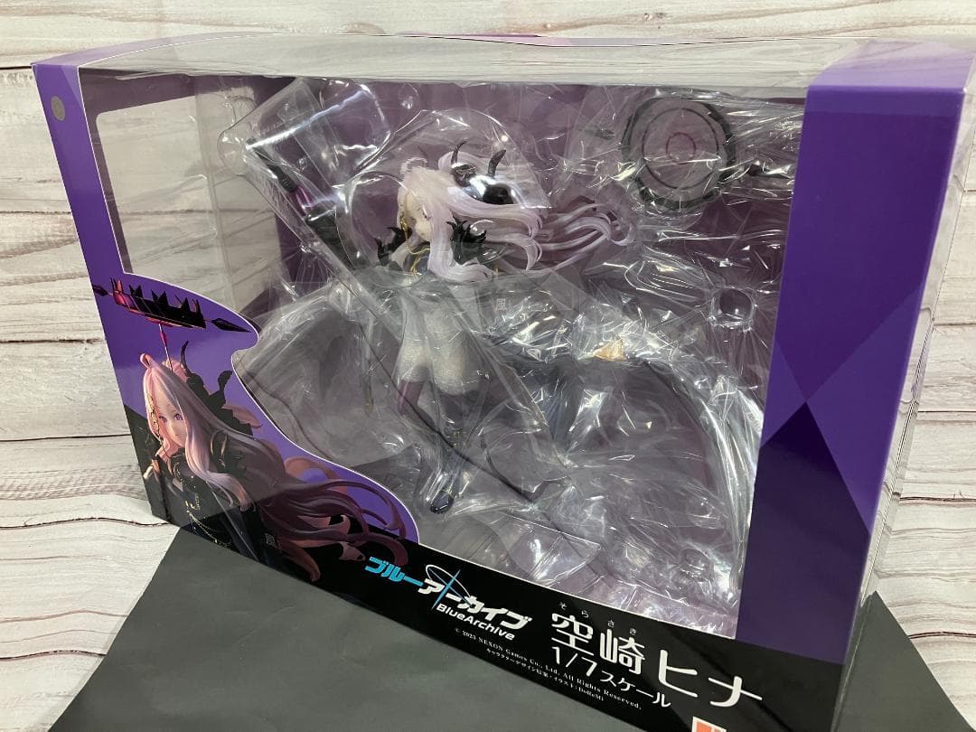 新品【未開封　未使用】　B´full　ブルーアーカイブ　「空崎ヒナ」