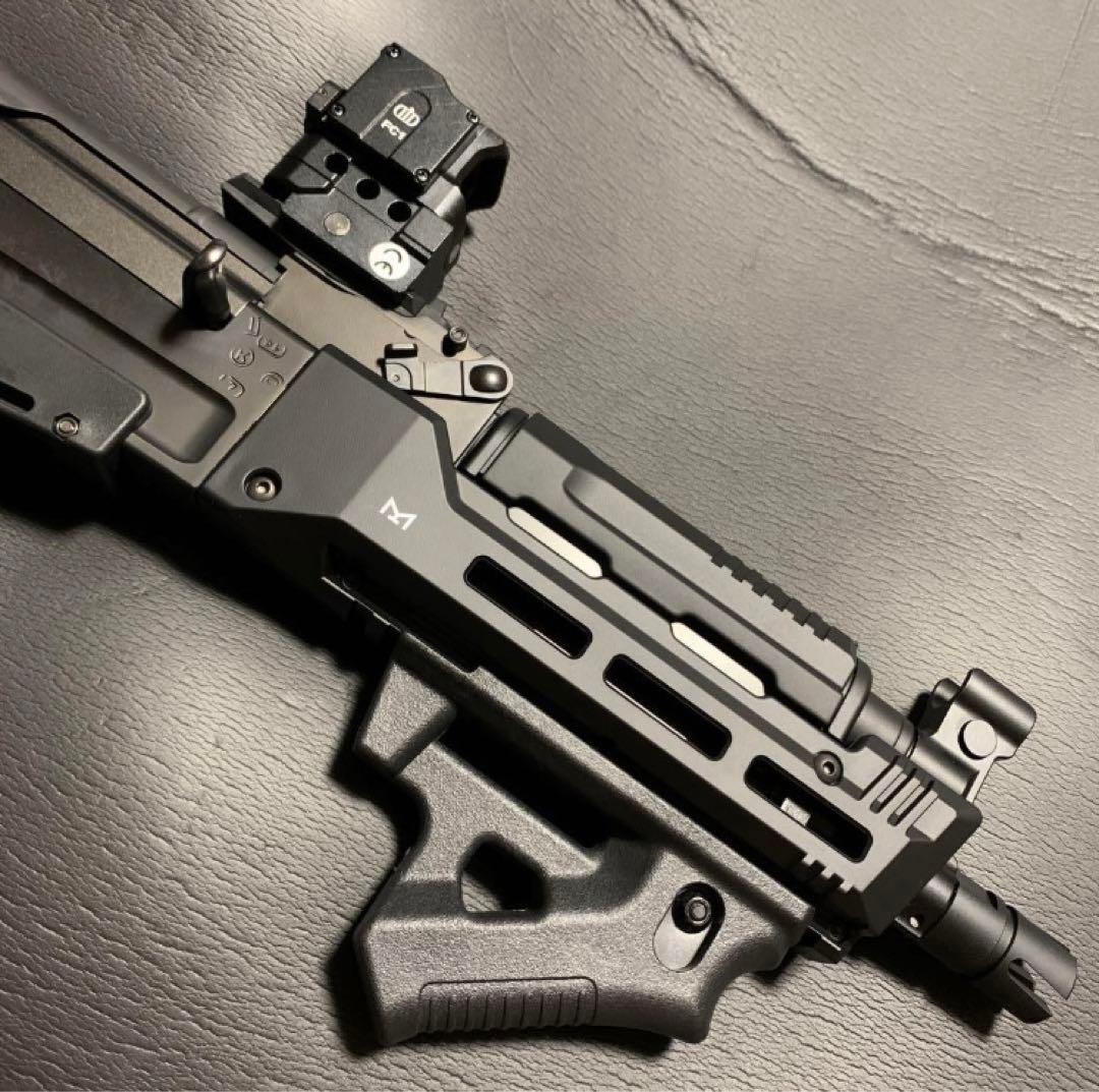 美品　東京マルイ製　次世代電動ガンAKストーム