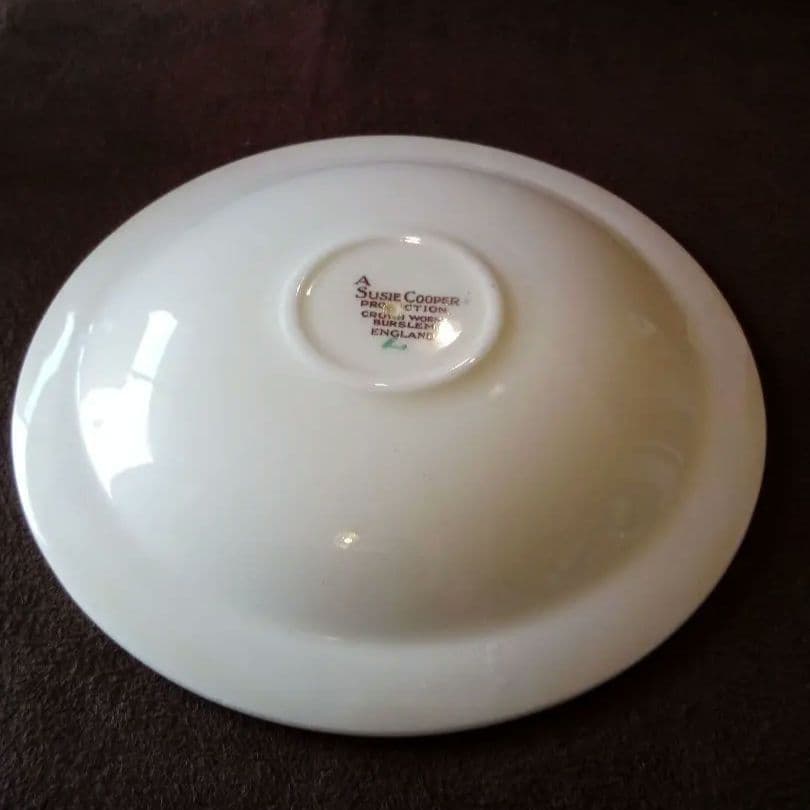 イギリス ス—ジ—•ク—パ― デミタスコーヒーカップ&ソ—サ—