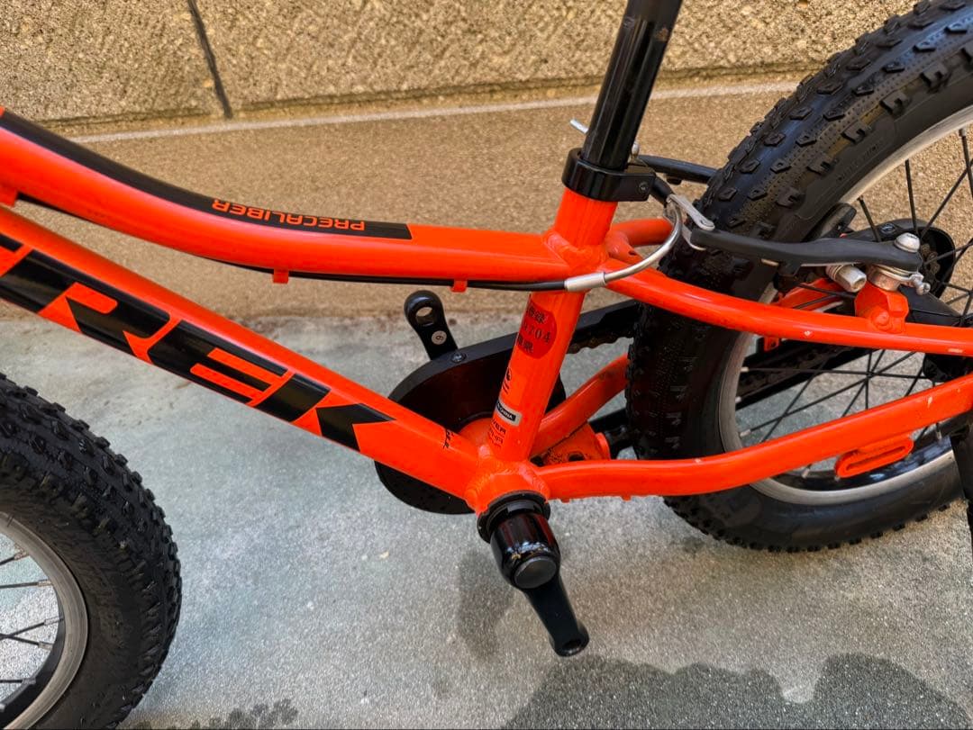 新学期セール16インチ子供車 キッズバイク　MTBトレック Precaliber