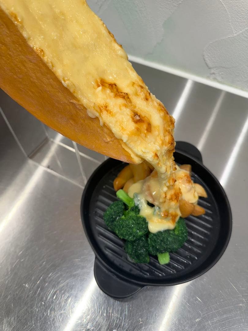 ラクレットチーズ リアル食品サンプル ほぼ実寸大