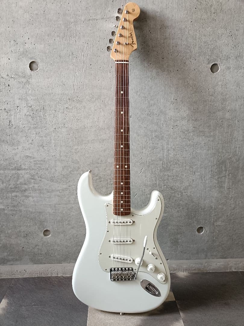 ギター fender Japan Traditional 60s stratcaster