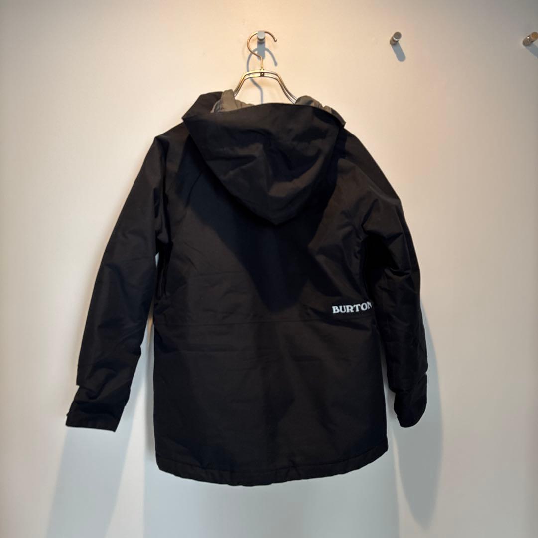 《美品》BURTON 子ども用 スノボーウェア 黒Sサイズ（130-140）