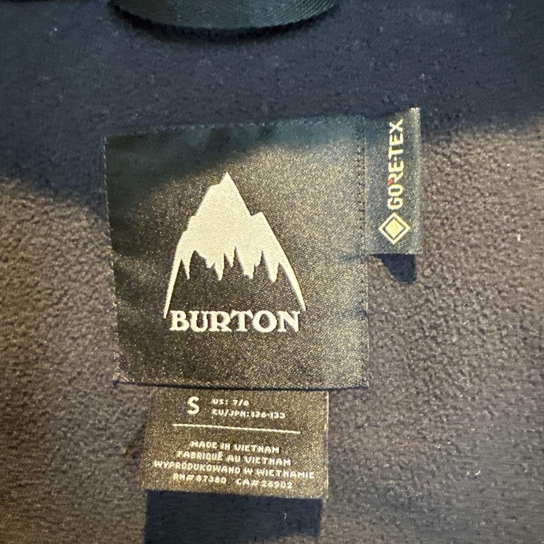 《美品》BURTON 子ども用 スノボーウェア 黒Sサイズ（130-140）