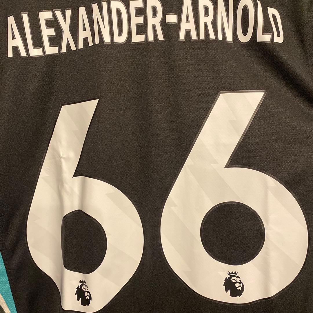 アレクサンダー・アーノルド　リバプール　24/25　 アウェイ　リーグ仕様