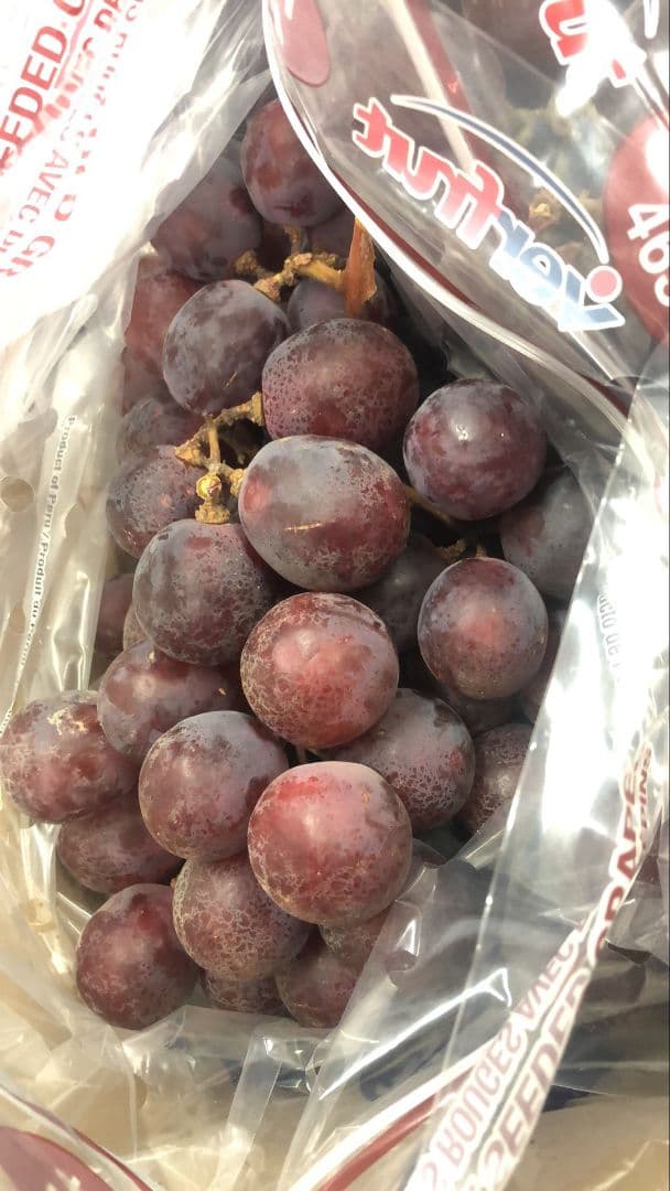 303.皮ごと食べられる新鮮紅提、紅ぶどう種あり箱込み8.5kg