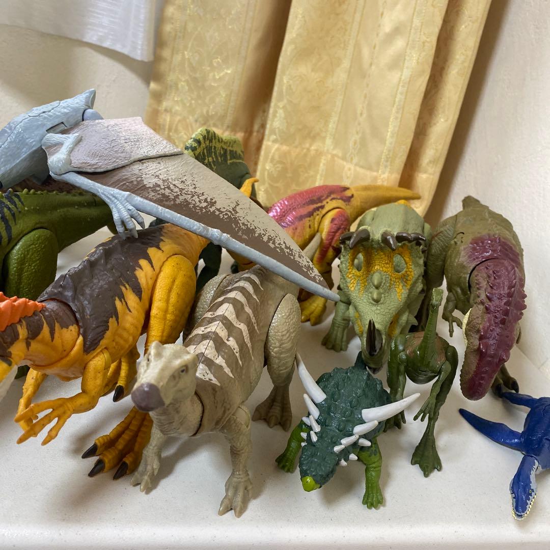 マテル　ジュラシックパーク　ワールド　恐竜　フィギュア　人形　まとめ売り　40体