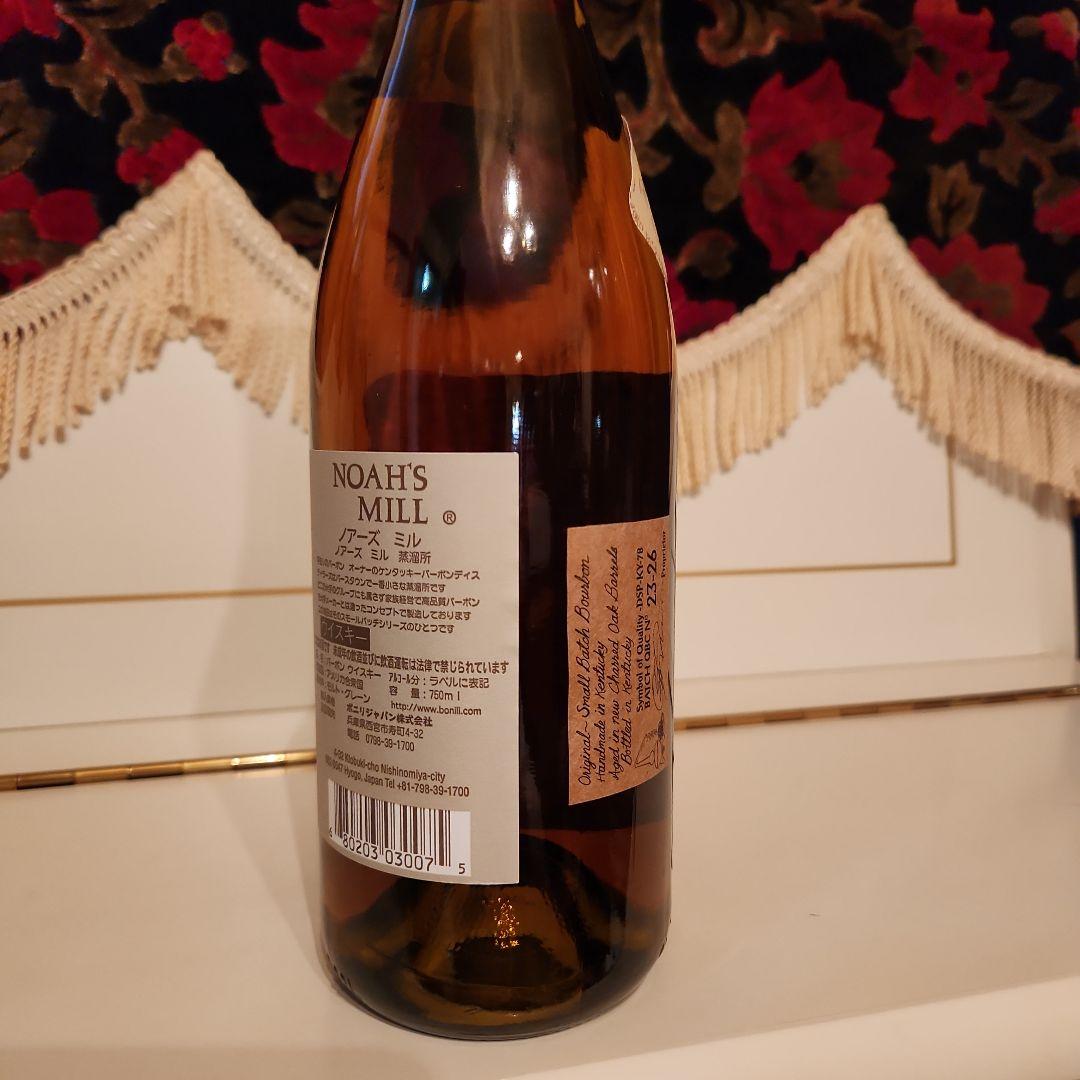 [ 再入荷 ] 終売商品 バ－ボンウイスキー ノア－ズ ミル ( 新品未開封 )