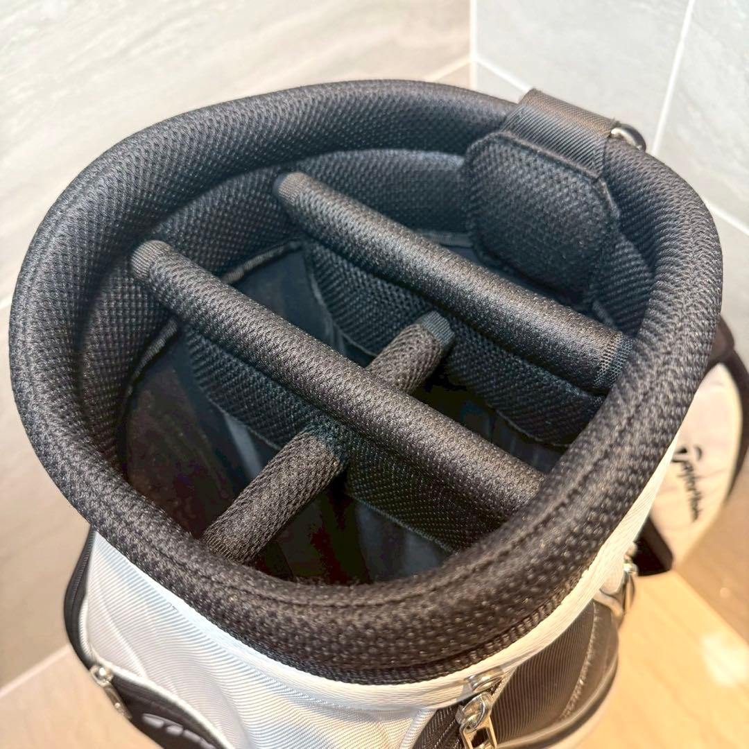 TaylorMade キャディバッグ　8.5型