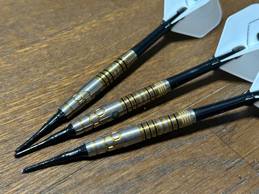 unicorn Petrel ダーツセット