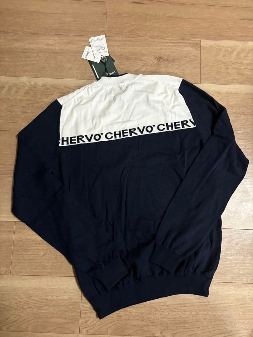 新品未使用　CHERVO ロゴ入りセーター サイズ48 ホワイト/ネイビー