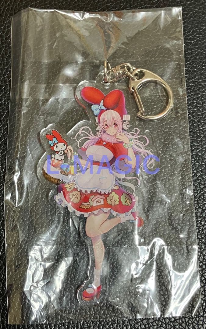 すーぱーそに子　サンリオコラボ　アクリルキーホルダー　3個　すーぱーぽちゃ子