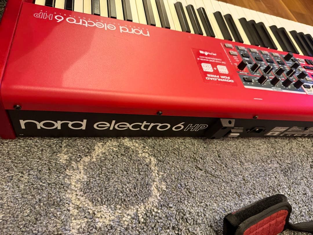 Clavia Nord Electro 6 HP ケース付