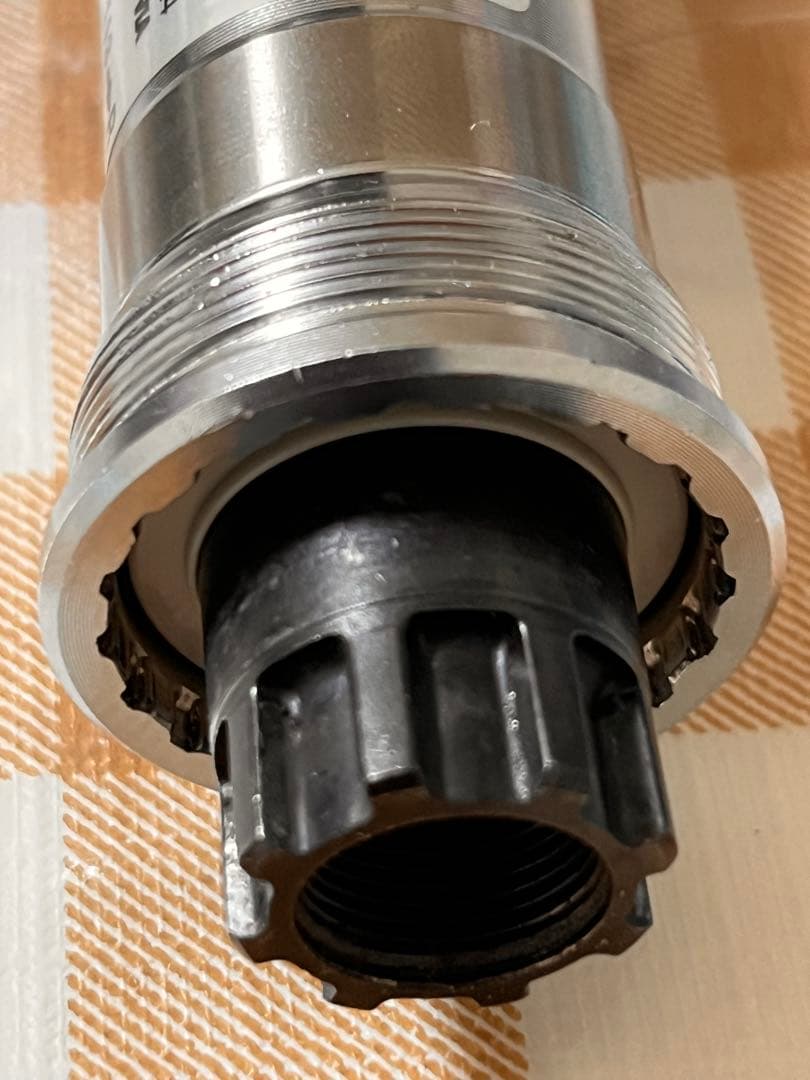 シマノ　XT クランク　BBセット