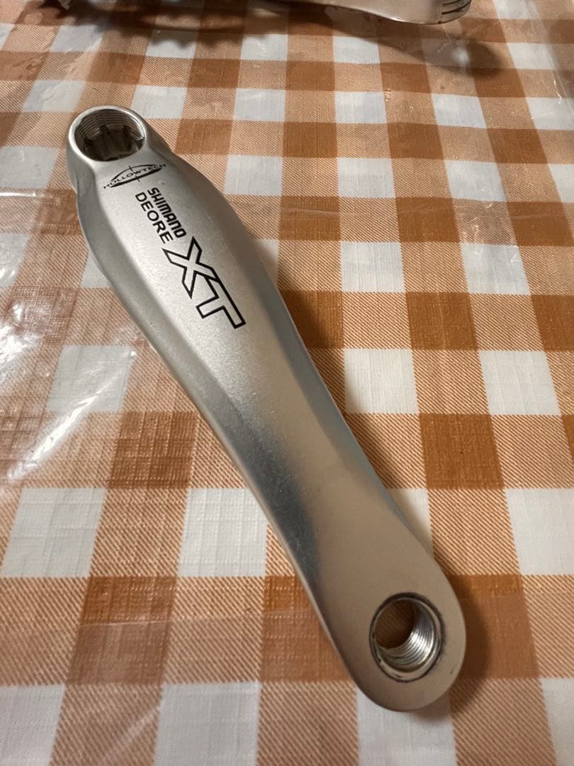 シマノ　XT クランク　BBセット