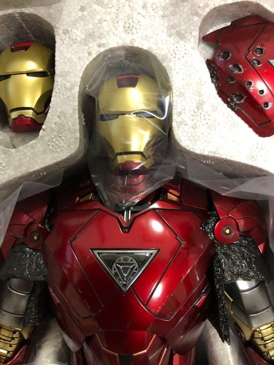 週末値下げ　開封未使用　ホットトイズDICAST アイアンマンマーク6限定版