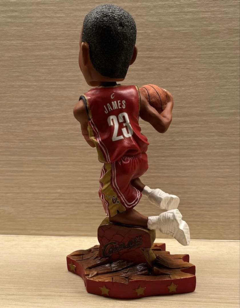 入手困難 NBA キャバリアーズ レブロン・ジェームズ ボブルヘッド