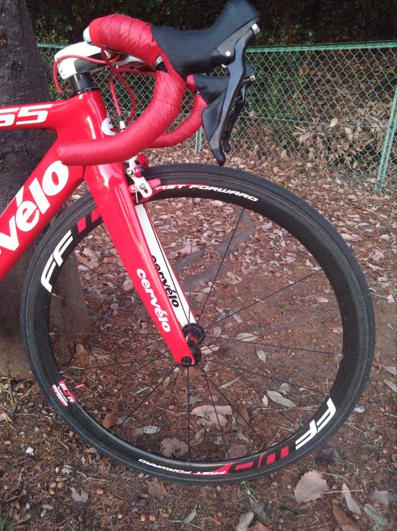 超軽量7.3キロ　2018 Cervelo　S5 フルカーボンロードバイク完成車