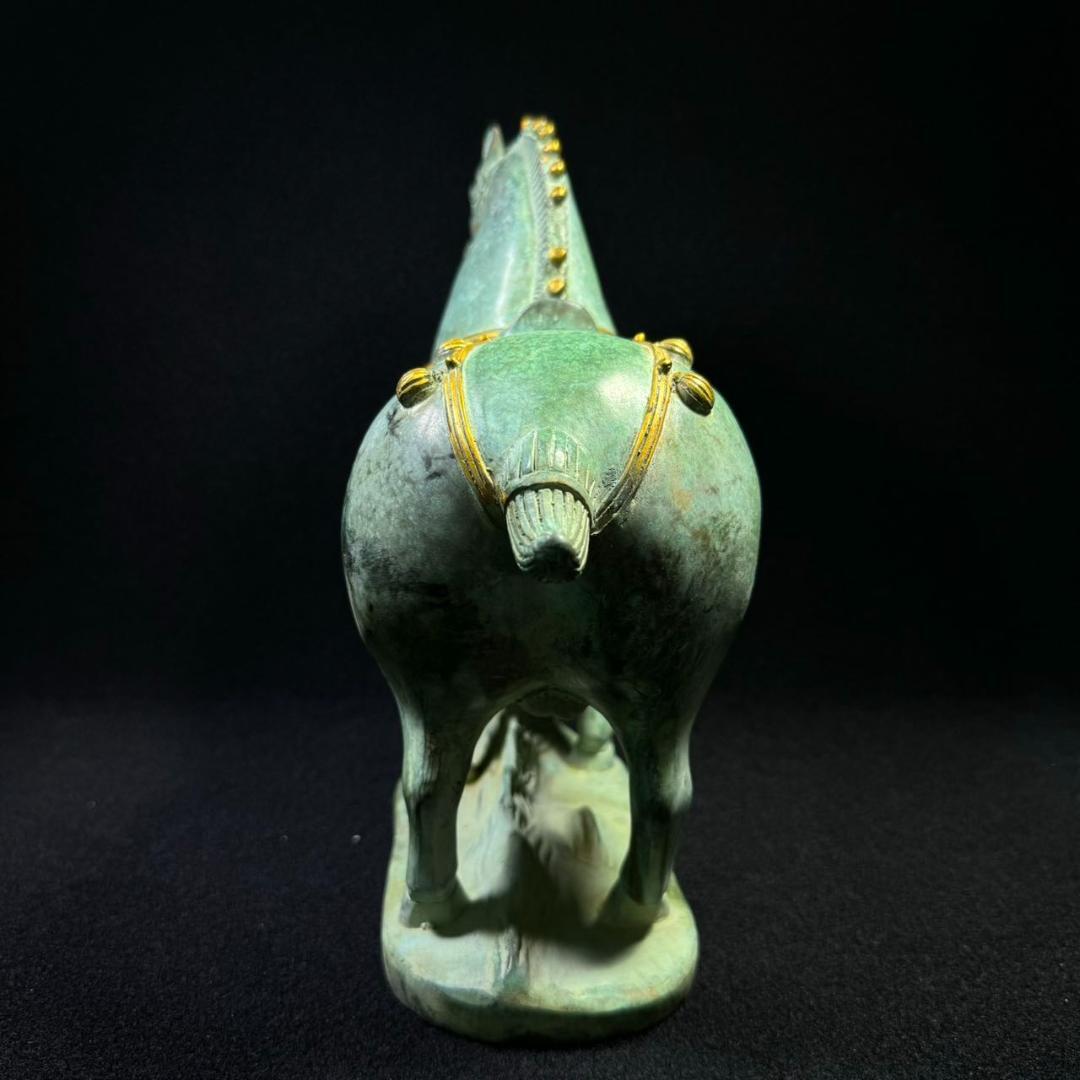 細工銅製 馬造像高彫 開運置物 上質 高さ約26cm