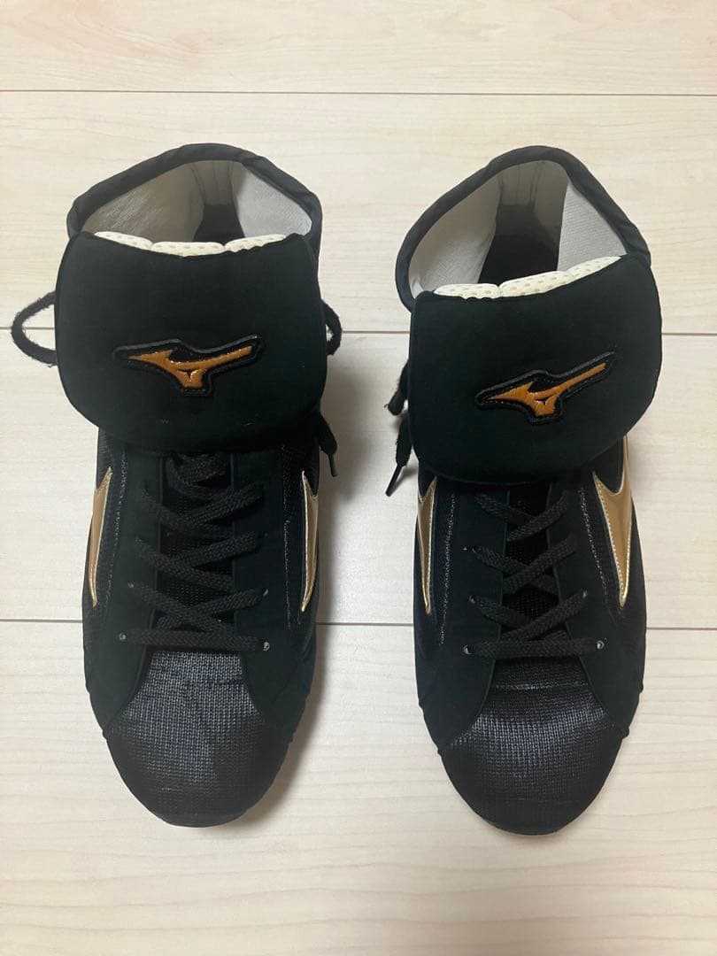 Mizuno ボクシングシューズ ブラック/ゴールド　27㎝