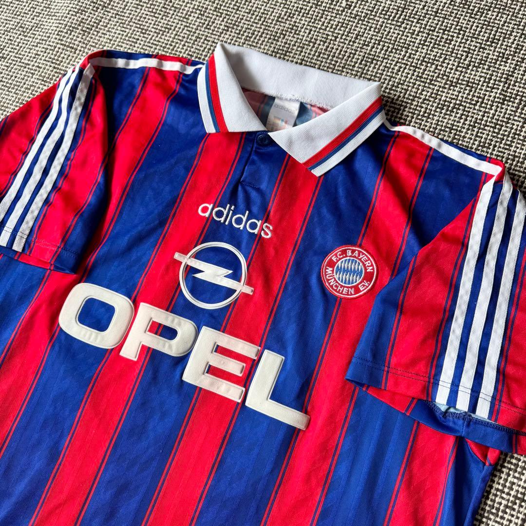 【人気襟付き】ユルゲン・クリンスマン ＃１８ バイエルン・ミュンヘン（H）