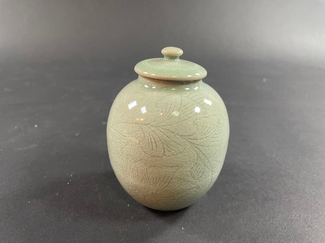 14 最終値下げ　韓国 人間文化財 池順鐸 高麗青磁 壺 茶入 陽刻 青磁 共箱