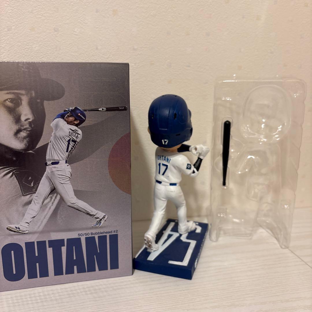 大谷翔平 ボブルヘッド & トロフィーセット