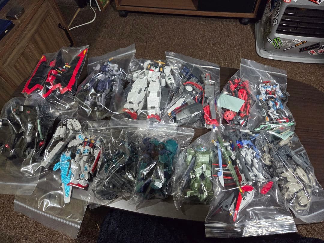 ガンプラ等バンダイ系キットジャンクまとめ売り