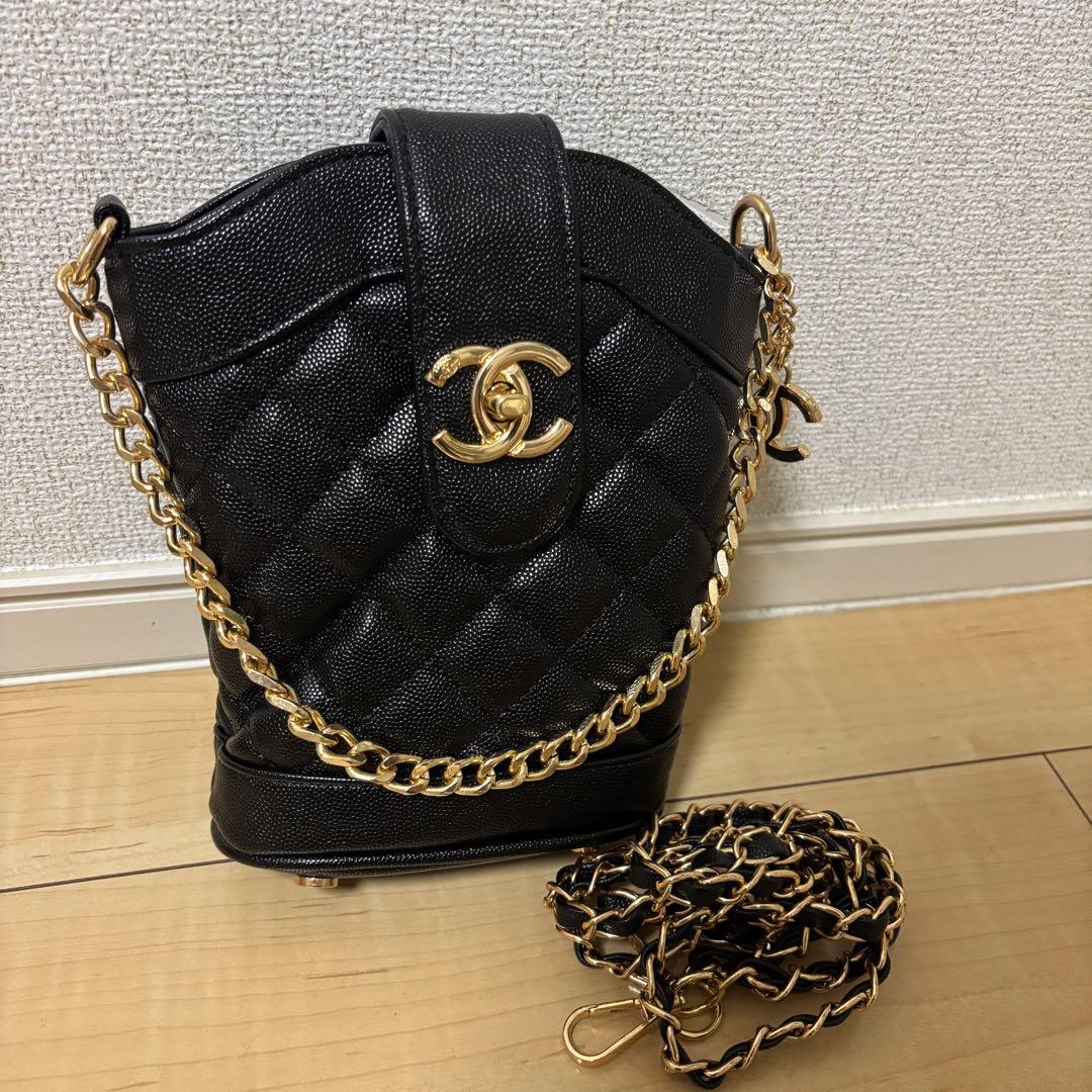 CHANELノベルティ　キルティングショルダーバッグ