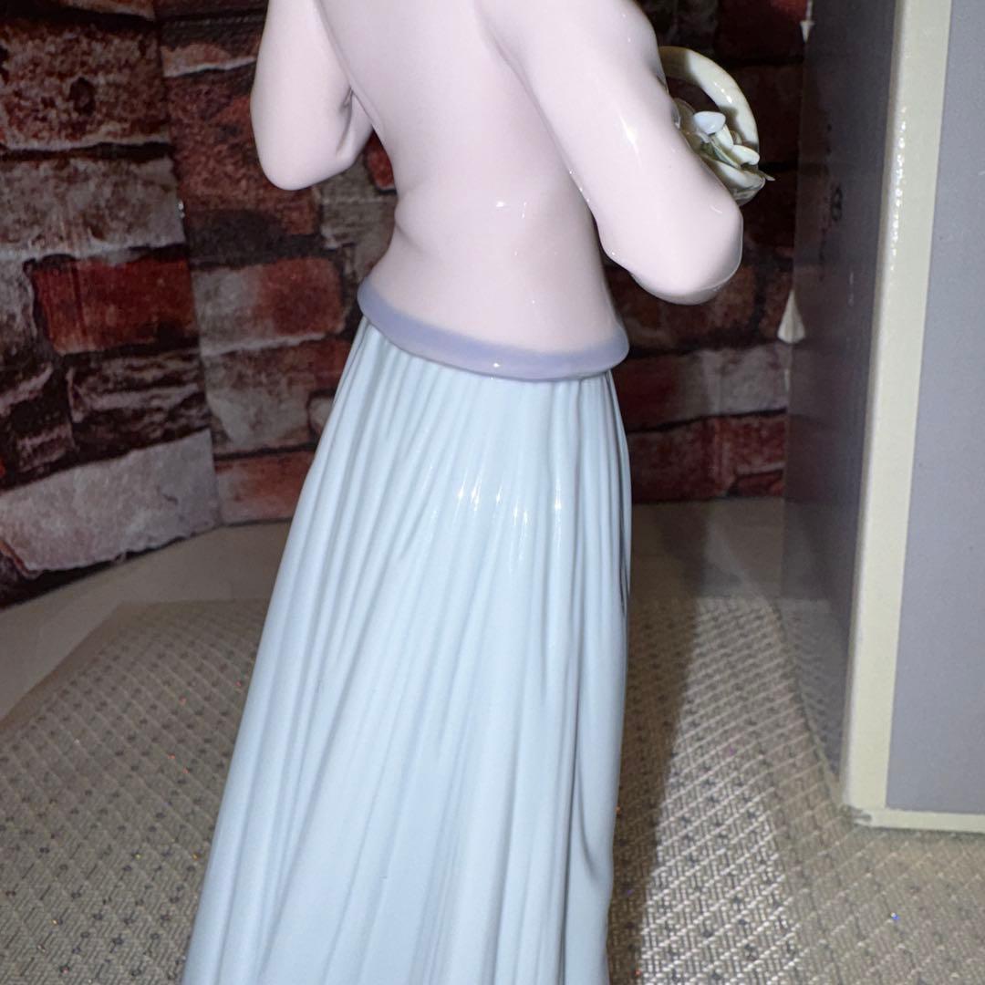 会員限定・希少　LLADRO リヤドロ　 春の香り　箱付