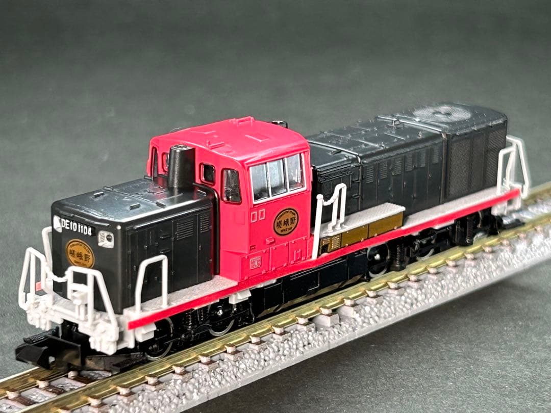 DE10 嵯峨野観光鉄道　TOMIX