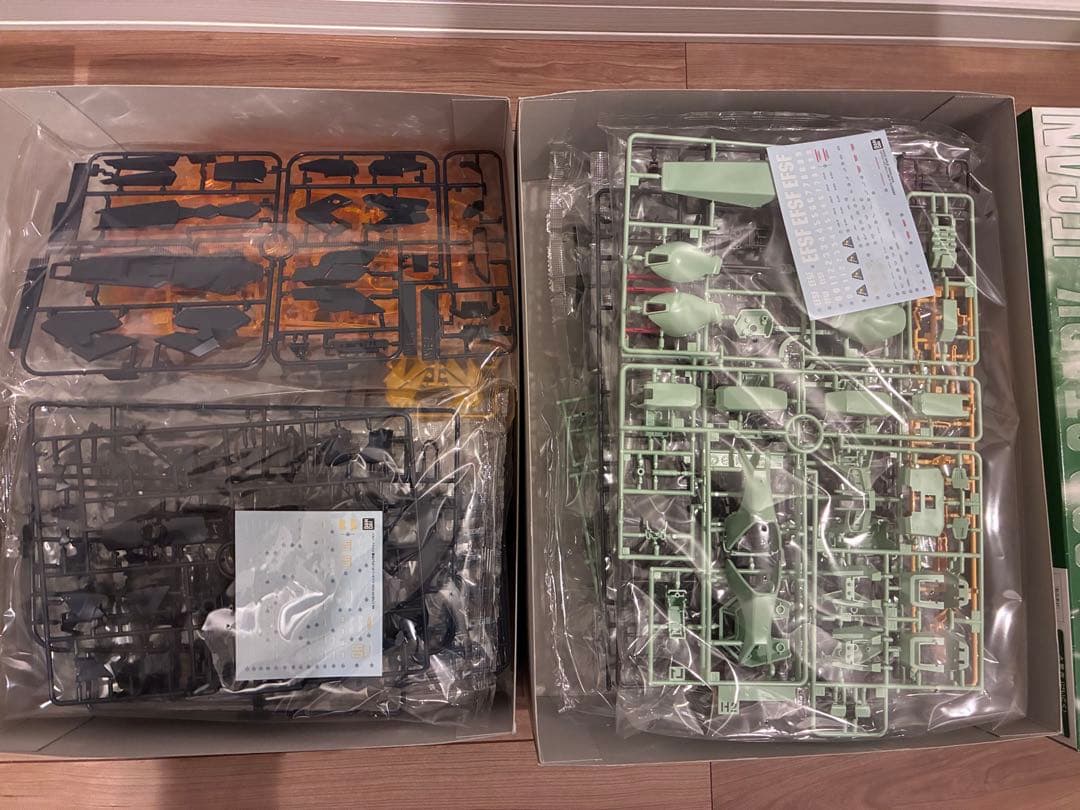 MGバンシィ・ノルン & MGスターク・ジェガン ガンプラまとめ売りプレバン限定