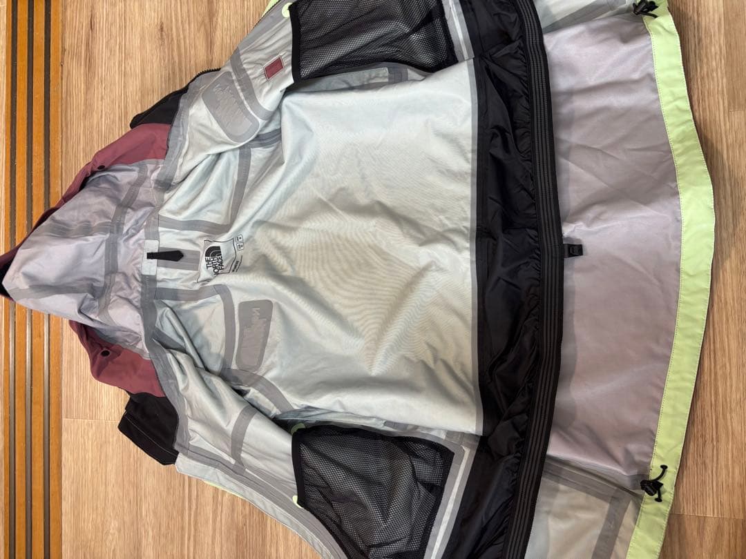 ノースフェイス　レディース　スキー　スノボージャケット　ビブパンツ Mサイズ