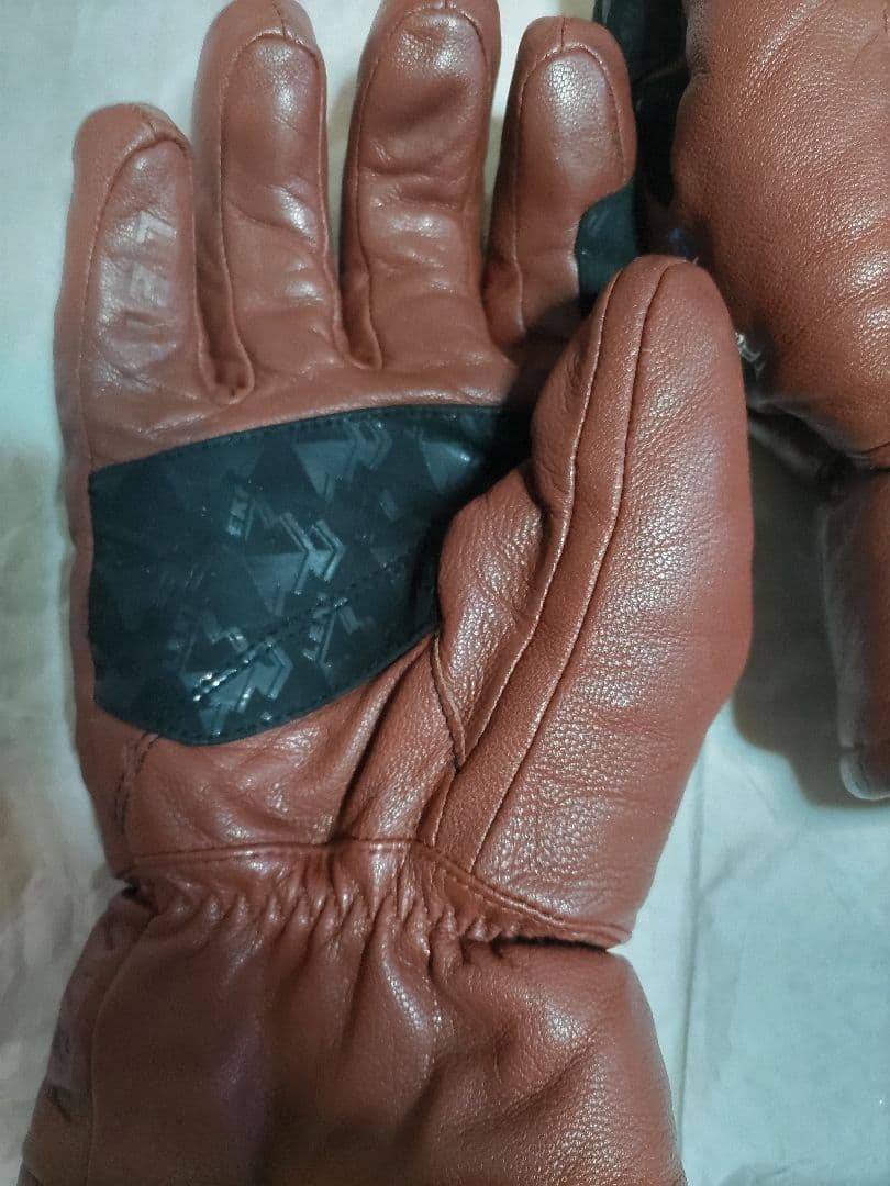 く*ろ様 新品タグ付き LEKI レキ MARBEC 3D グラブ