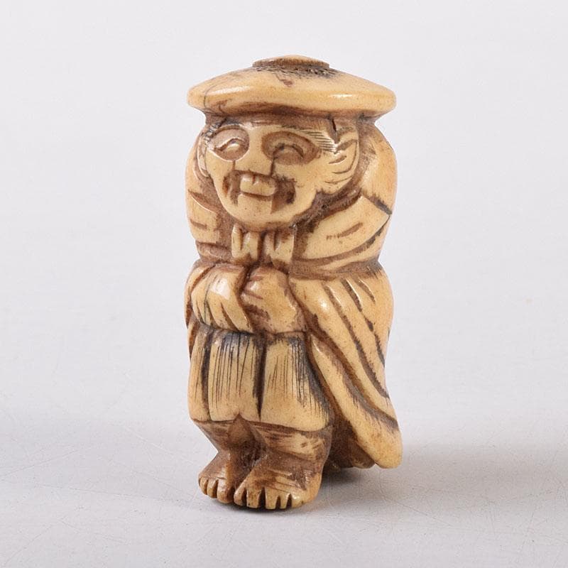 時代提げ物　獣骨彫刻　人物像　根付　N　8029