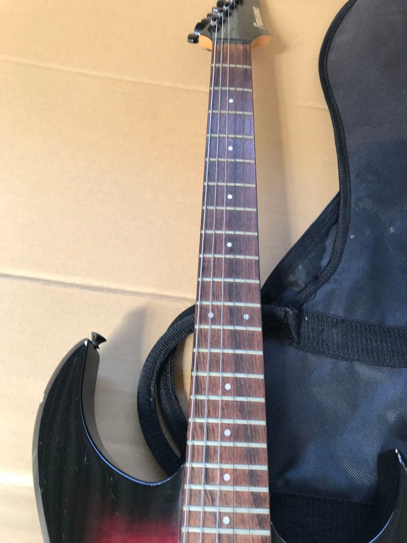 FERNANDESエレキギター (C082)