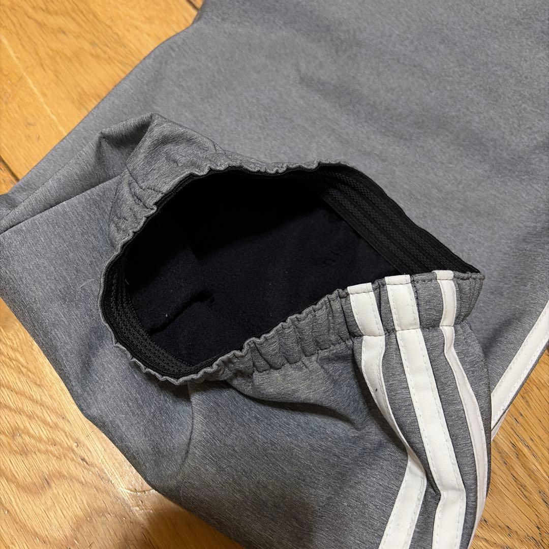 adidas フーディとパンツ セット