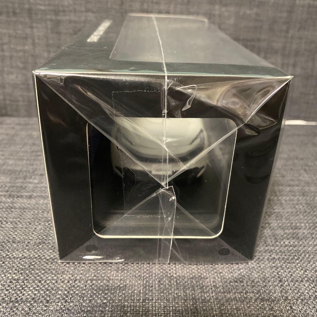 新型アクア　ミニカー　プラチナホワイトパールマイカ