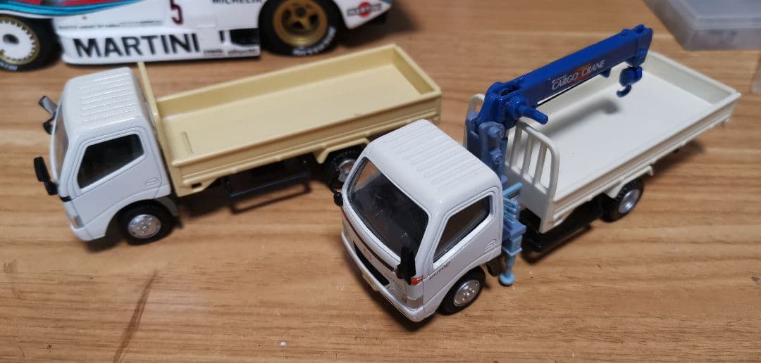 エムテック1/43 日野デュトロ・タダノカーゴクレーン車&トヨタ・ダイナ