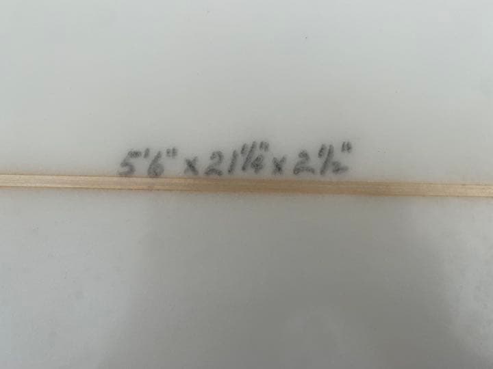 手渡限定　dickbrewer サーフボード　5.6