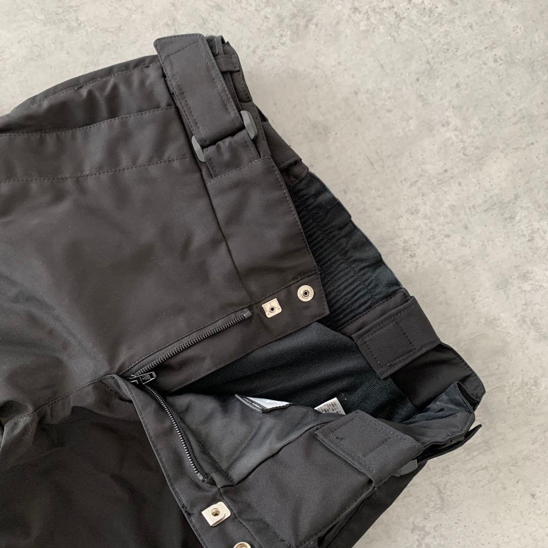 未使用級✨phenix(フェニックス)スキーウェア 上下セット　スノーボード