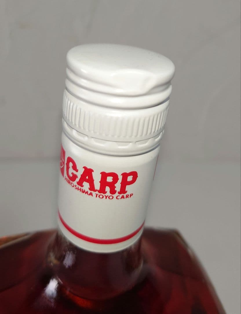 CARP広島東洋カープ ウイスキー特級 720ml 43% 三楽 オーシャン 酒