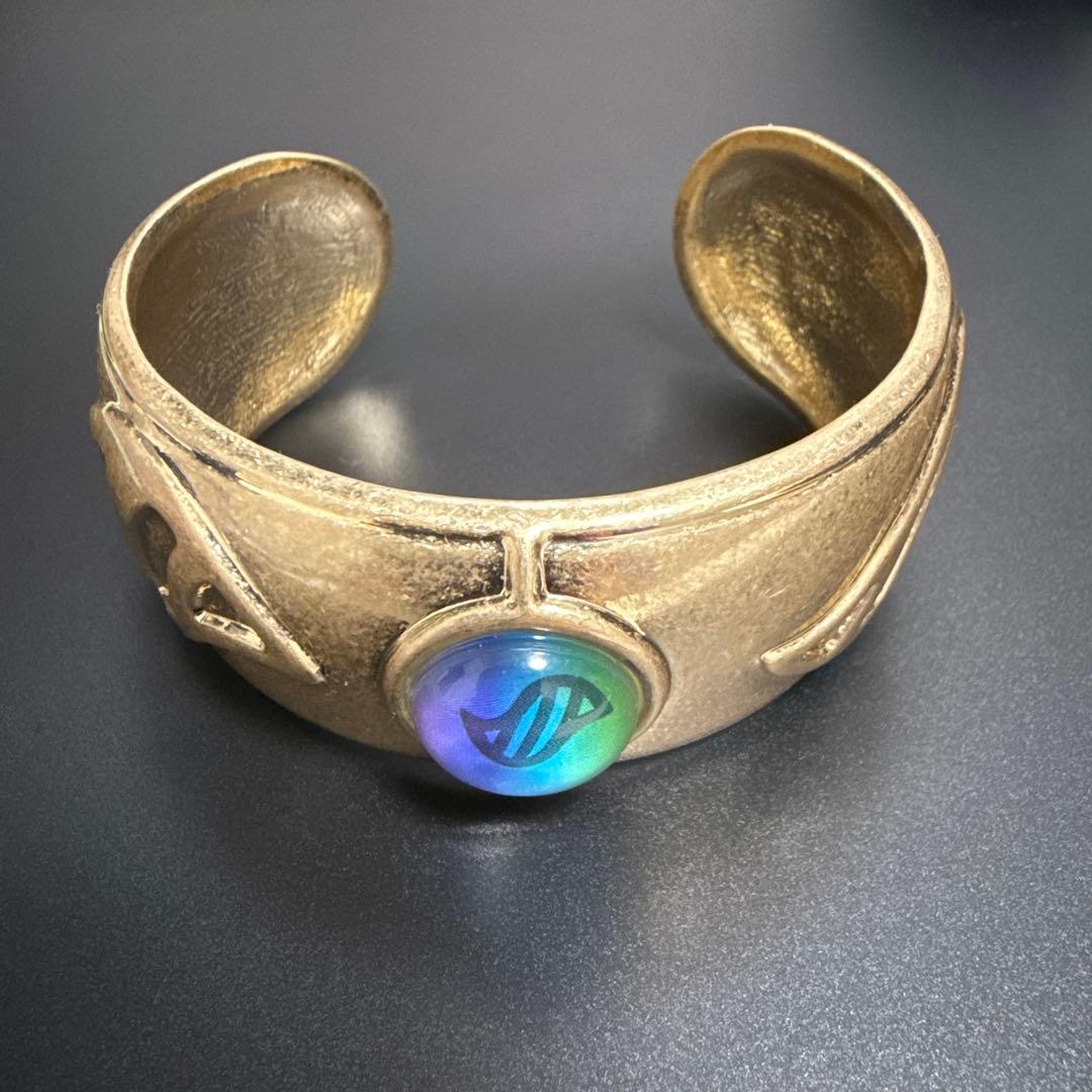 ポ*ン様 主人公のメガリング風バングル Pokémon LEGENDS Z-A