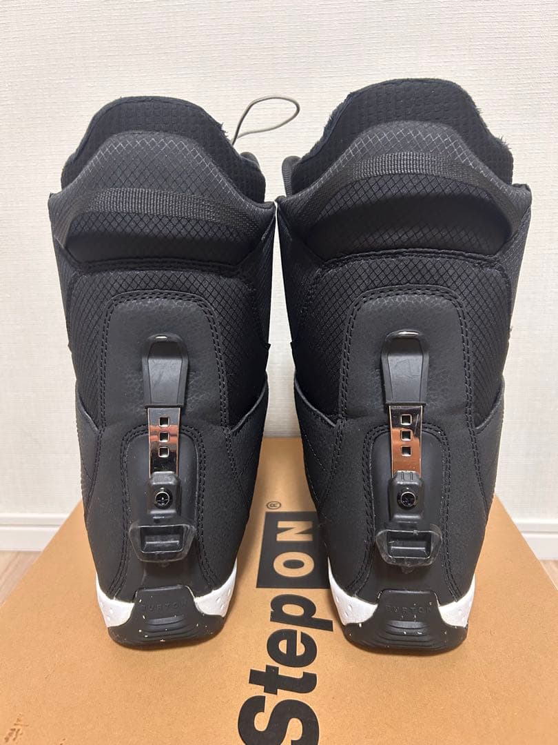 最終値下：Burton Step On smalls 24-25 5K 23.0