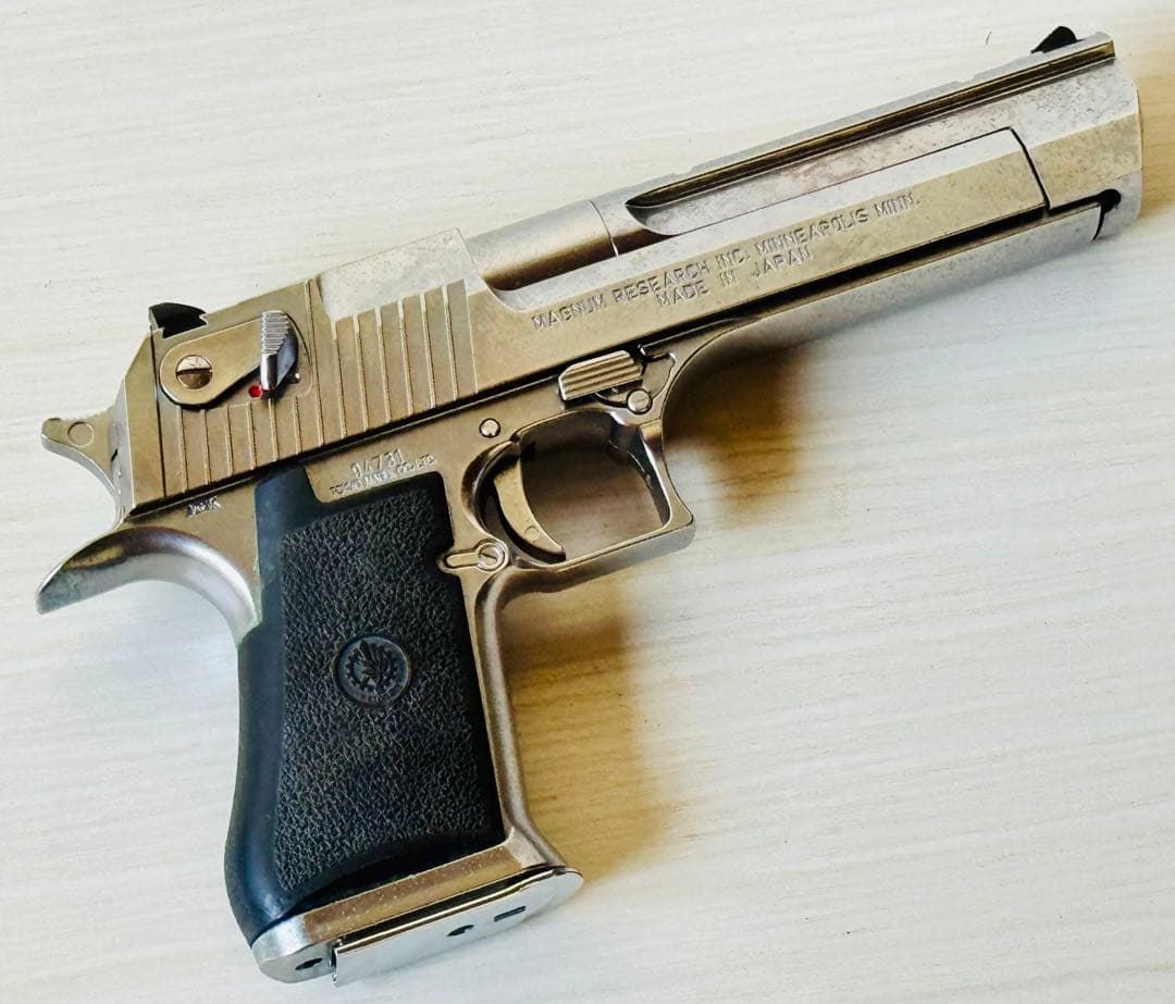 モデルガン　デザートイーグル　ブローバック式