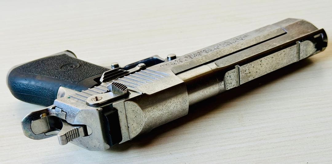 モデルガン　デザートイーグル　ブローバック式