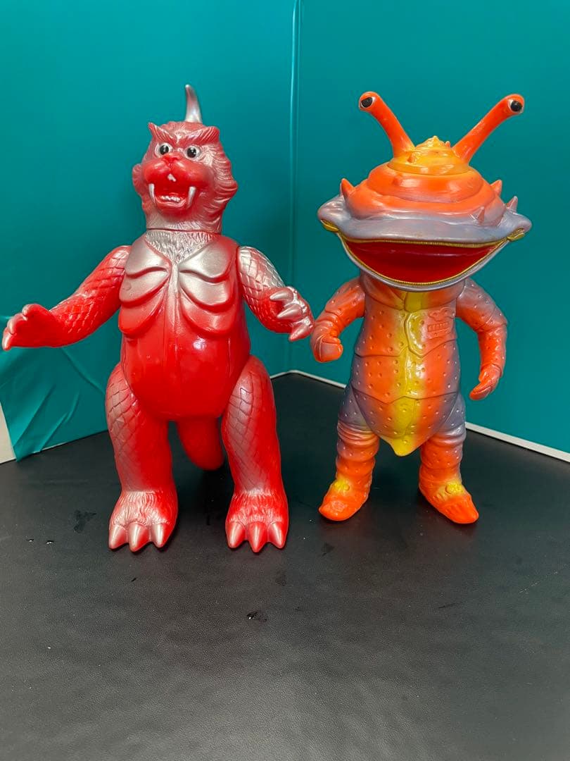 ゴメス　カネゴン