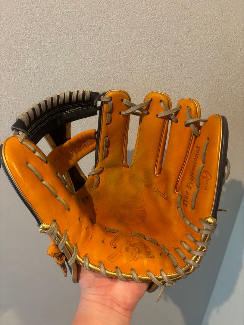 軟式グローブ　スラッガー湯もみ型付けすみ