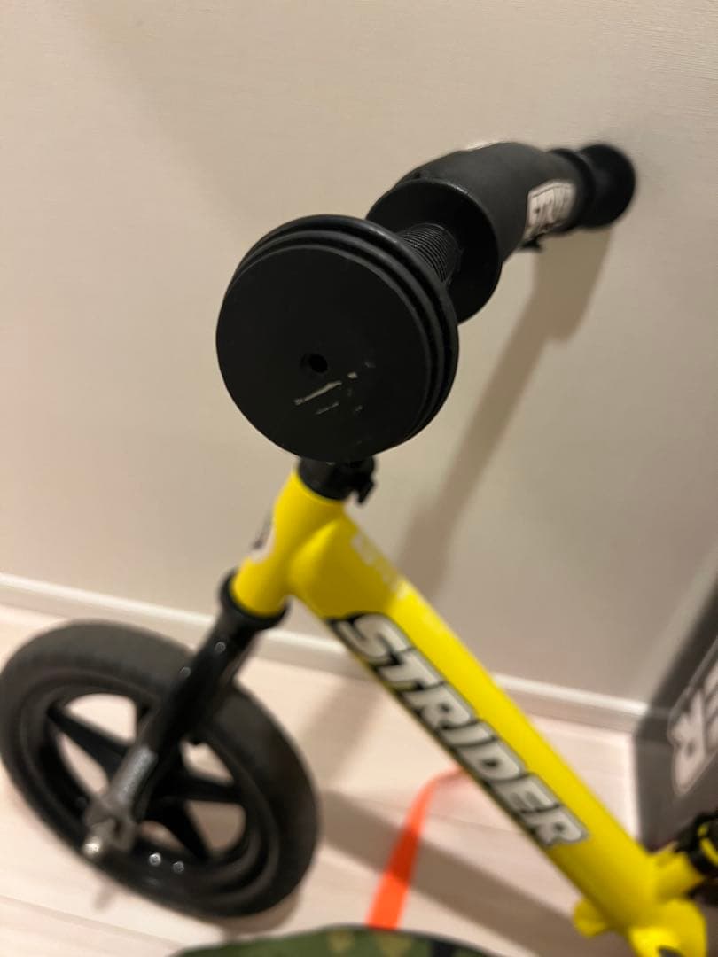 STRIDER バランスバイク イエロー 箱あり収納バッグ付き